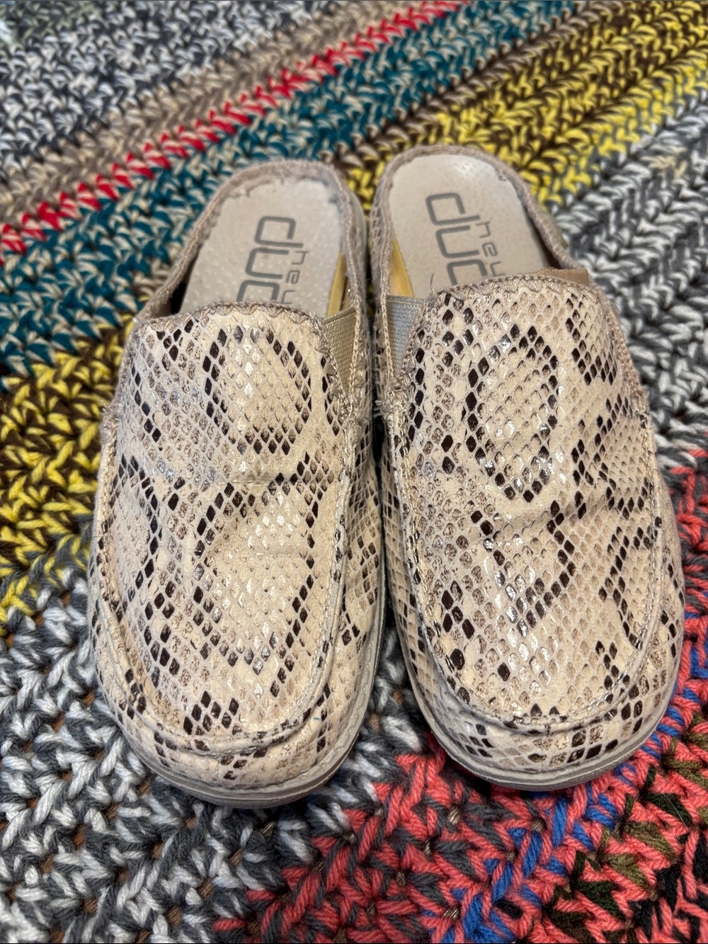 HEY DUDES Slip-on Animal Print sz6